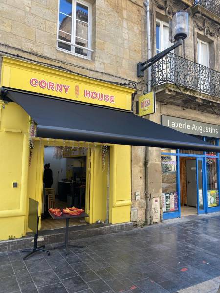Store banne personnalisé pour commerce Bordeaux Mérignac 33