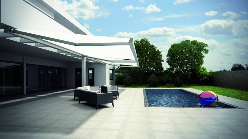 Store banne motorisé sur mesure à Bordeaux